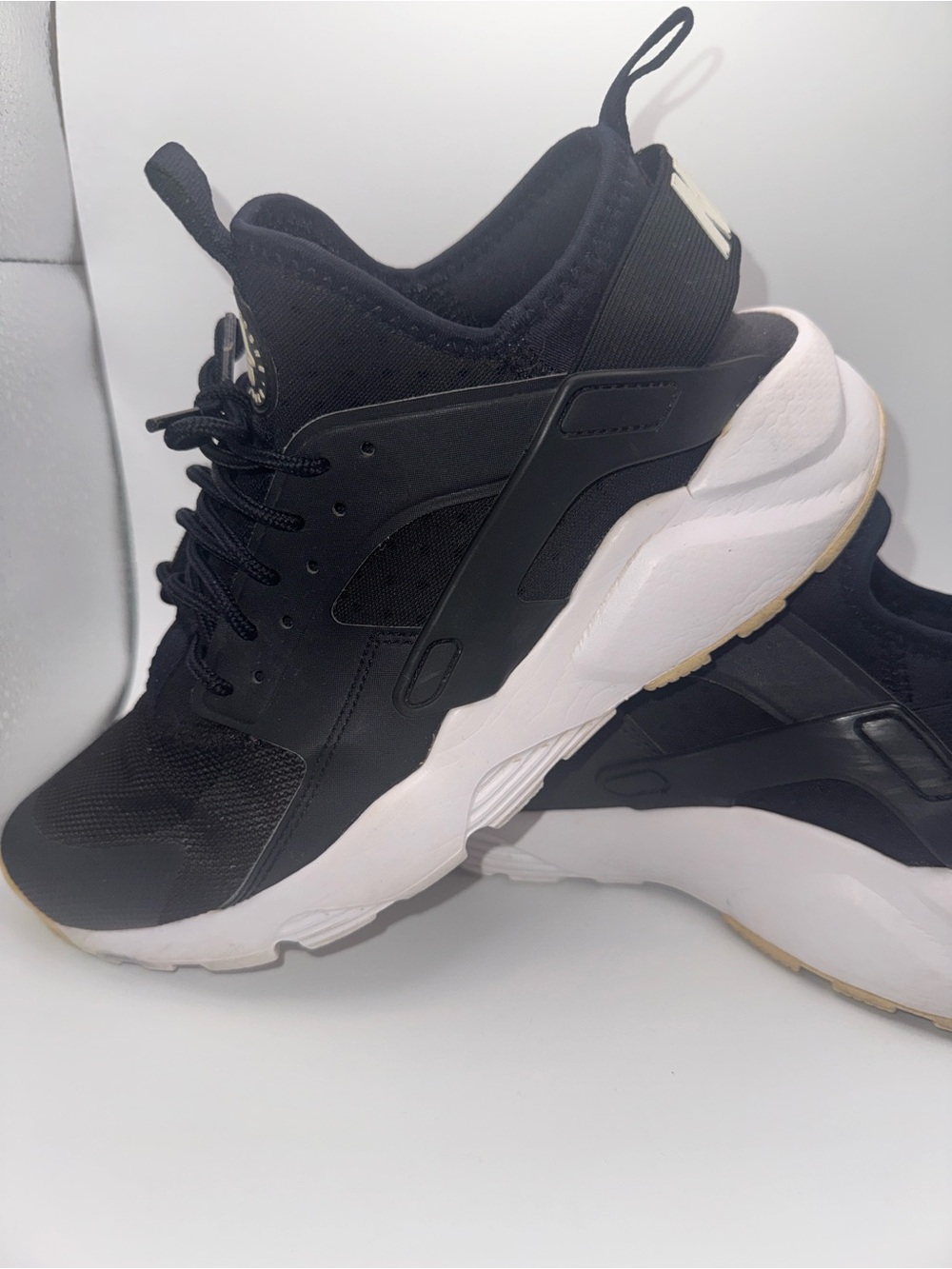 Nike Air Huarache Ultra Black Gum White Sole Men 8.5 819685-016 Sneaker